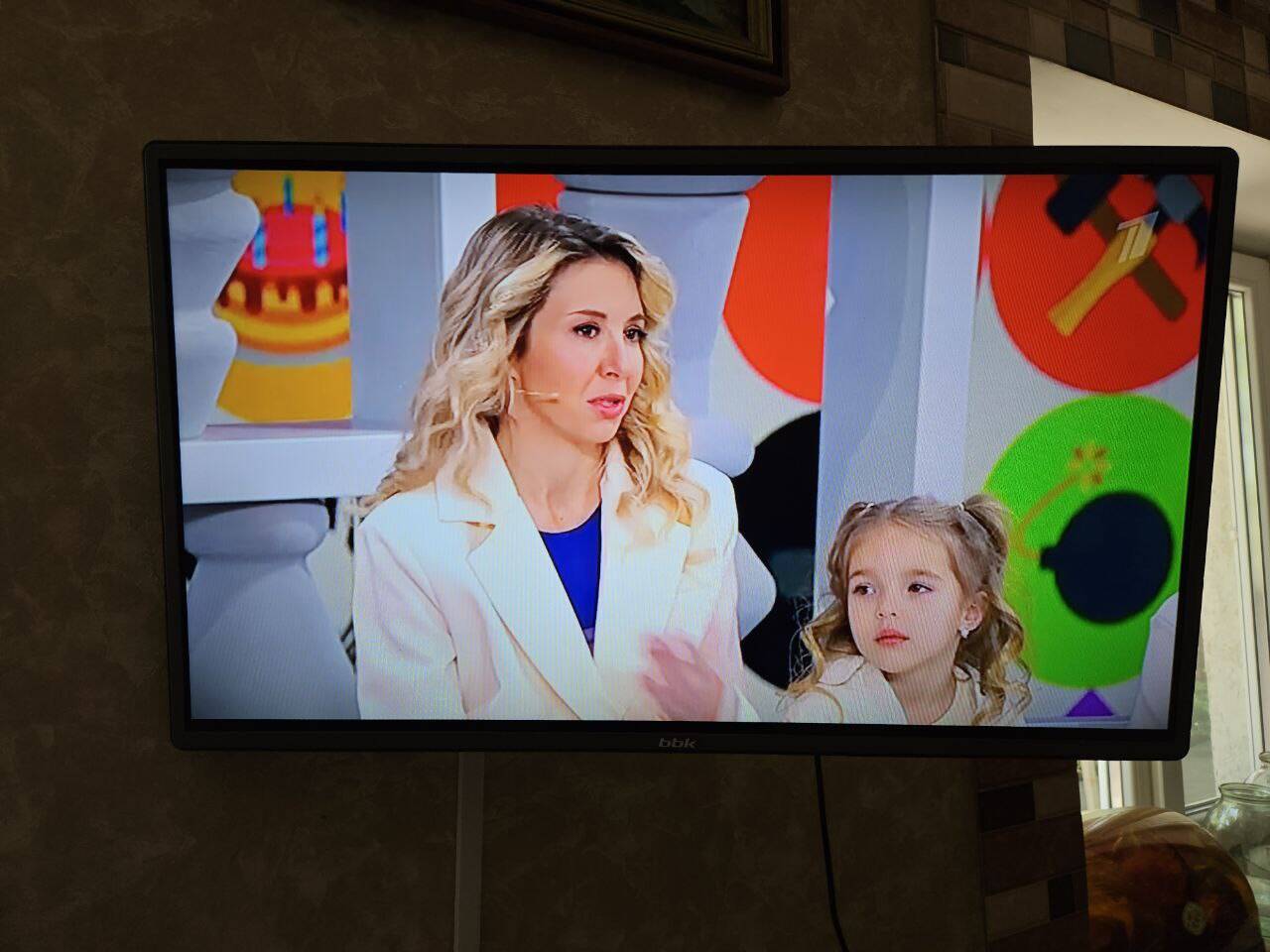 Продам телевизор BBK 32LEX 5042/T2C в Симферополе фото 4 Бытовая электроника Симферополь Продам телевизор BBK 32LEX 5042/T2C в Симферополе фото 4 Бытовая электроника Симферополь