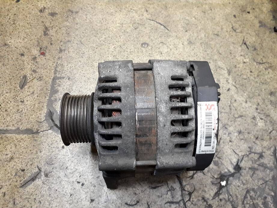 Генератор ГАЗ-3302 дв.CUMMINS в Санкт-Петербурге фото 1 Транспорт Санкт-Петербург