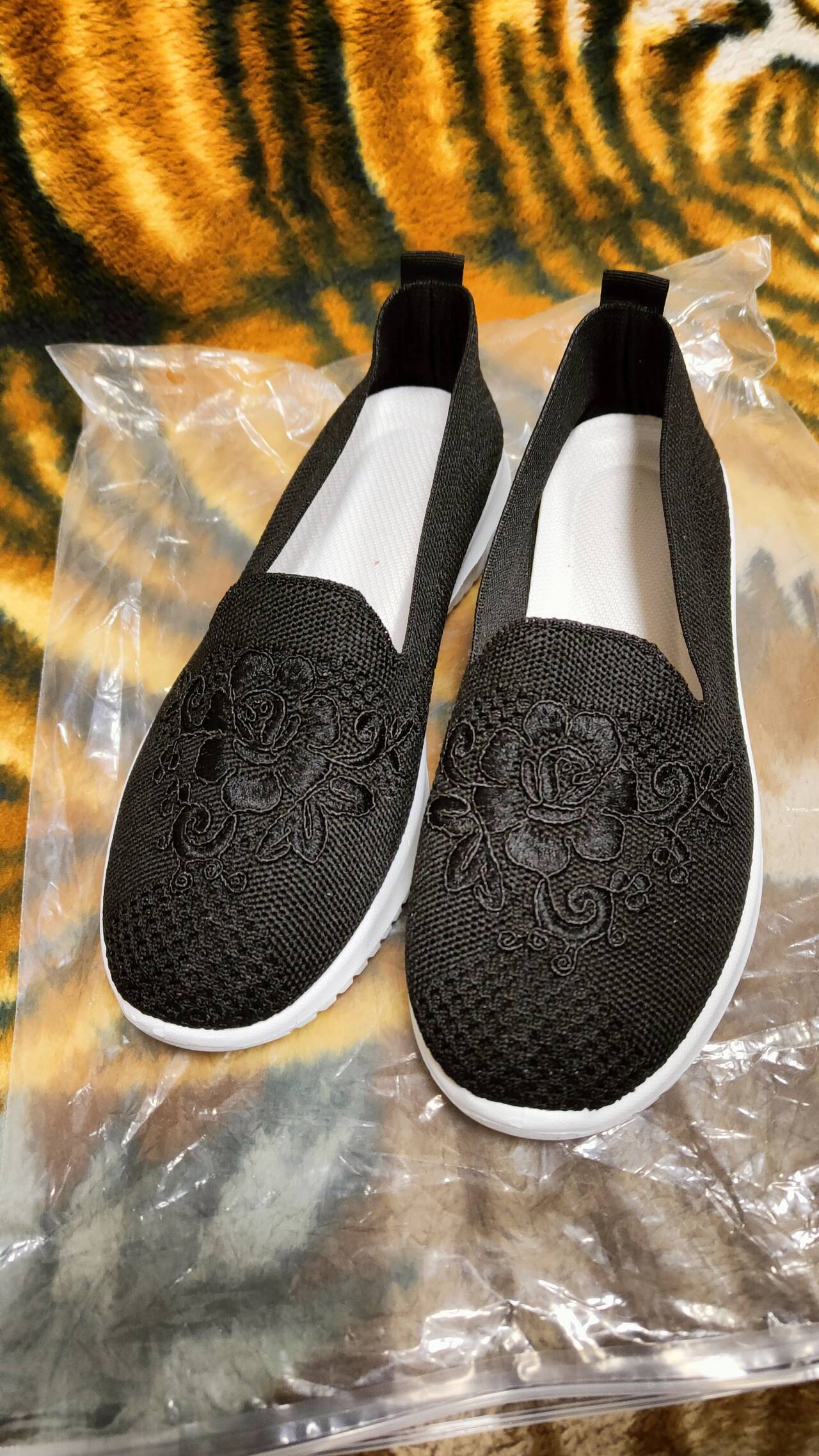 Продаю туфли - кроссовки в Санкт-Петербурге фото 2 Личные вещи Санкт-Петербург Продаю туфли - кроссовки в Санкт-Петербурге фото 2 Личные вещи Санкт-Петербург