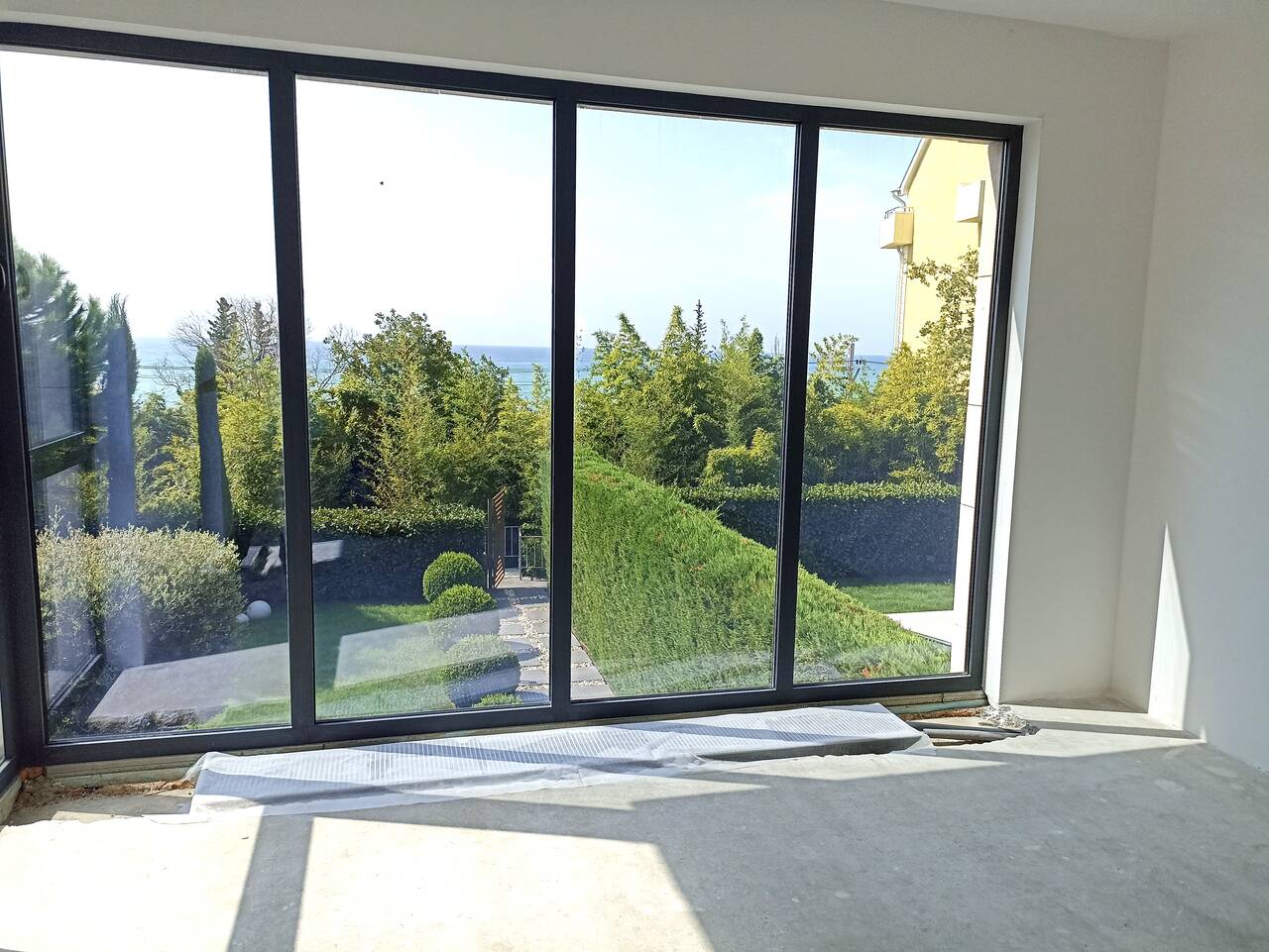 Продам элитные апартаменты в резиденции Розмарин рядом с Камелией