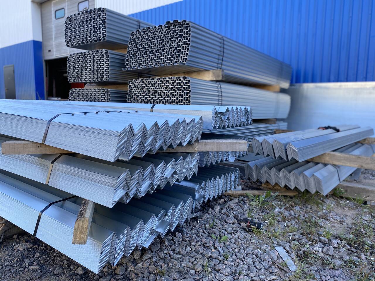 Комплектующие для вентилируемого фасада в Санкт-Петербурге фото 6 Услуги Санкт-Петербург