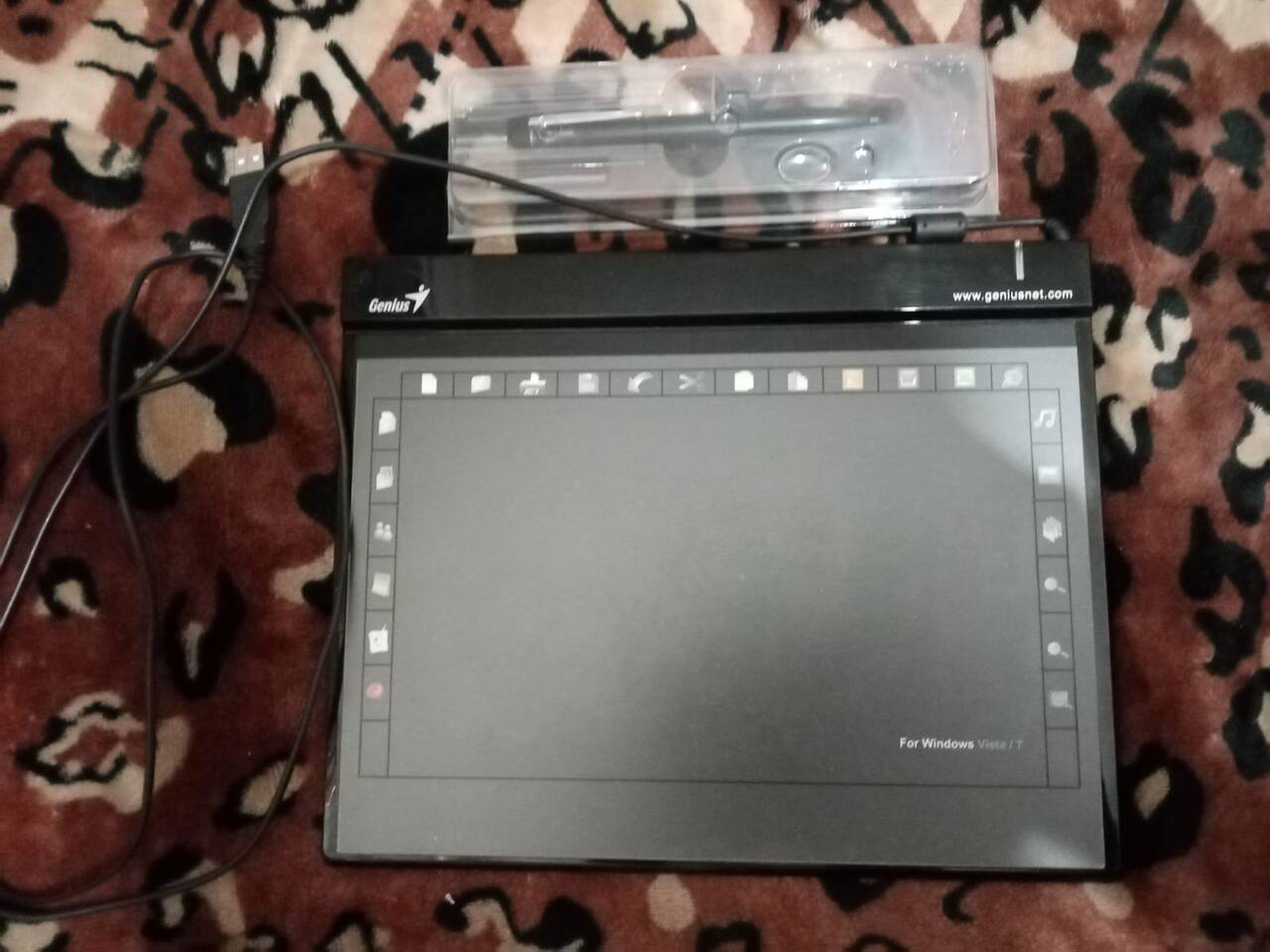 Графический планшетник Genius G-Pen F610 в Санкт-Петербурге фото 2 Бытовая электроника Санкт-Петербург