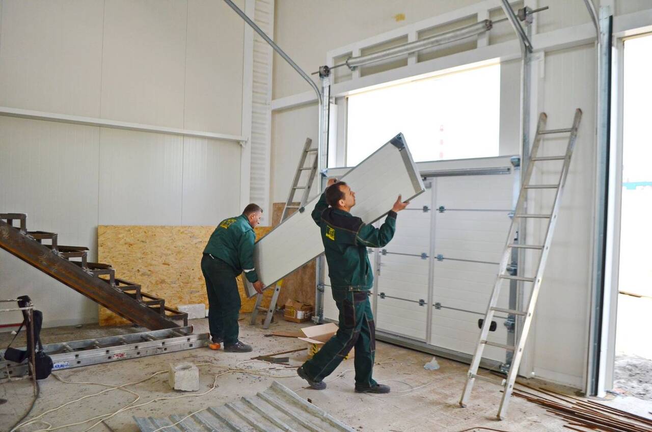 Ремонт рольставни , ремонт секционных ворот, настройка регулировка автоматики. в Москве фото 2 Бытовая электроника Москва