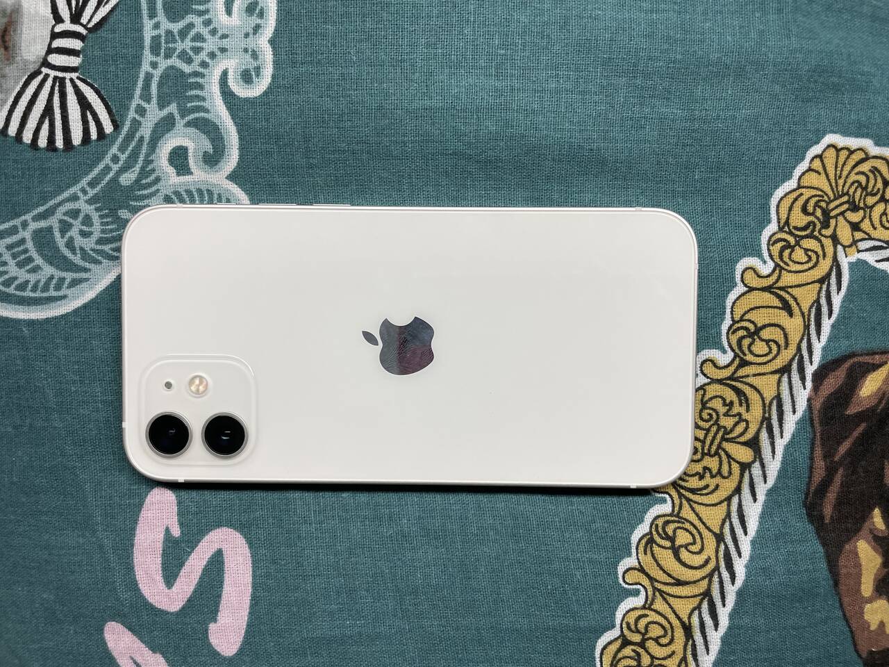iPhone 12
