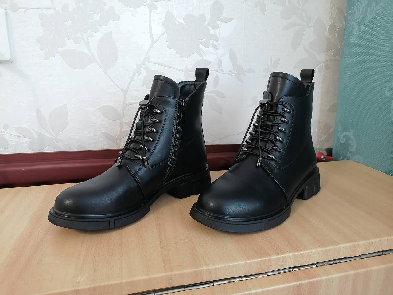 женские ботинки