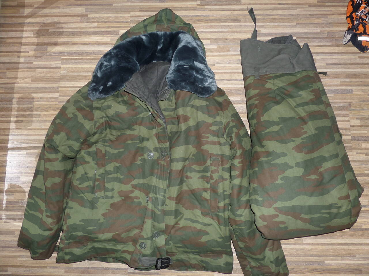 Костюм зимний танковый камуфляжный Флора РФ.