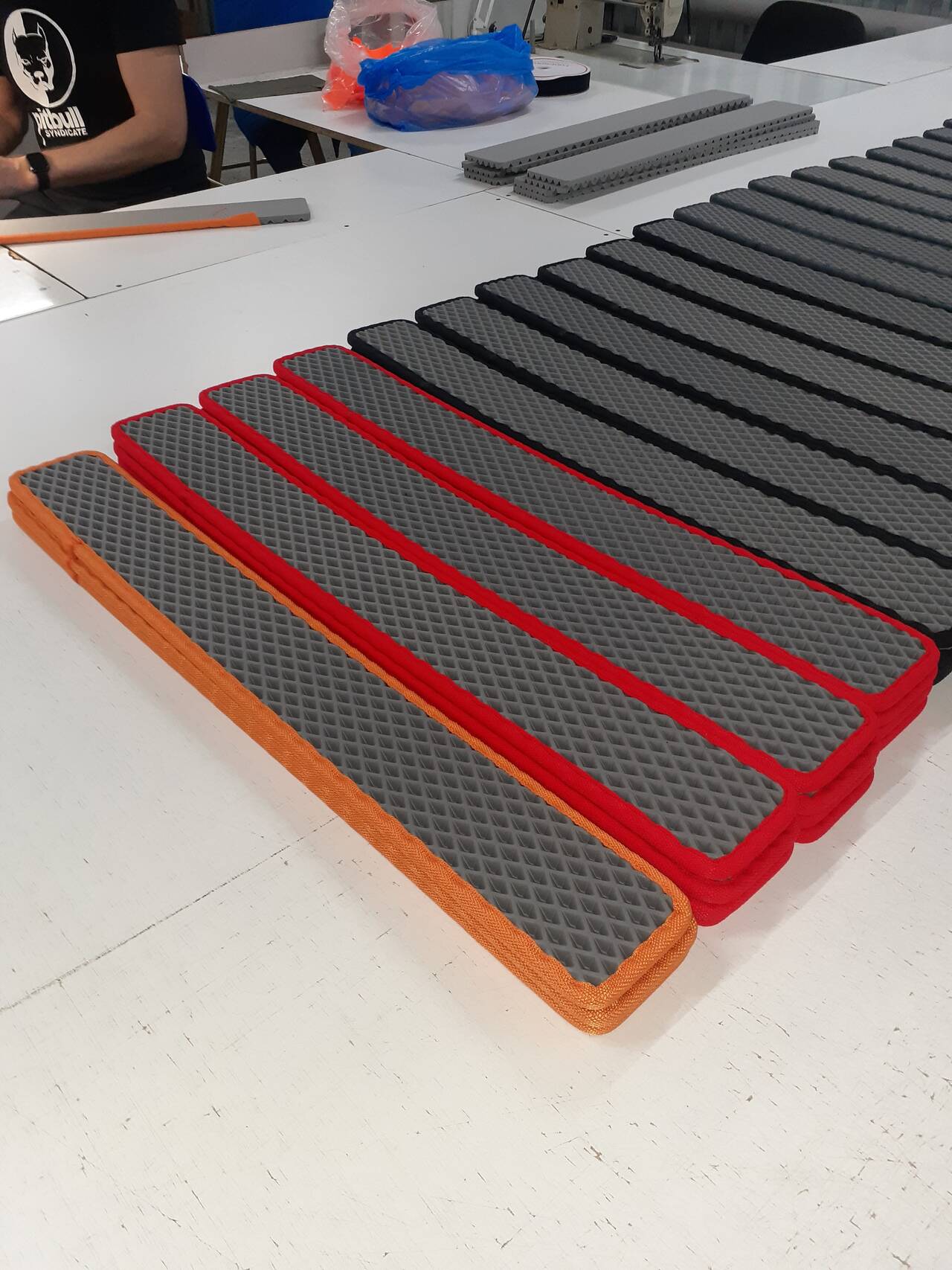 КОМПЛЕКТ ПАНЦЕТ для защиты от ремней. в Санкт-Петербурге фото 7 Транспорт Санкт-Петербург КОМПЛЕКТ ПАНЦЕТ для защиты от ремней. в Санкт-Петербурге фото 7 Транспорт Санкт-Петербург