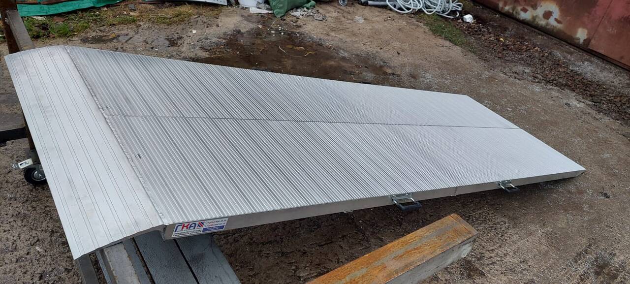 Мост погрузочный ГКА 350.100.4/4KM  в Москве фото 3 Транспорт Москва