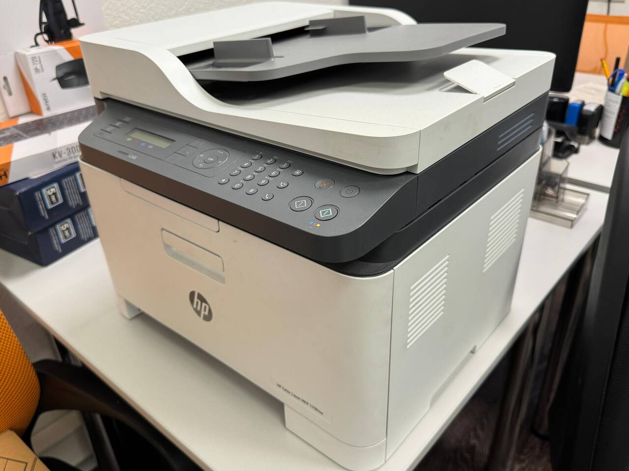 Продажа МФУ HP LaserJet M111w черно-белый, цвет: белый  в Москве фото 2 Бытовая электроника Москва