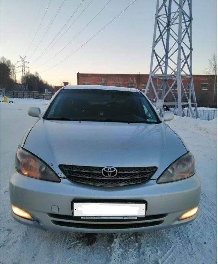Toyota Camry 2.4 AT