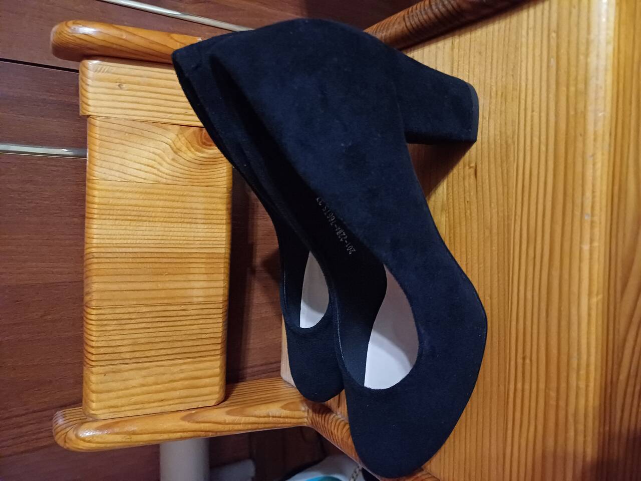 Продам новые туфли