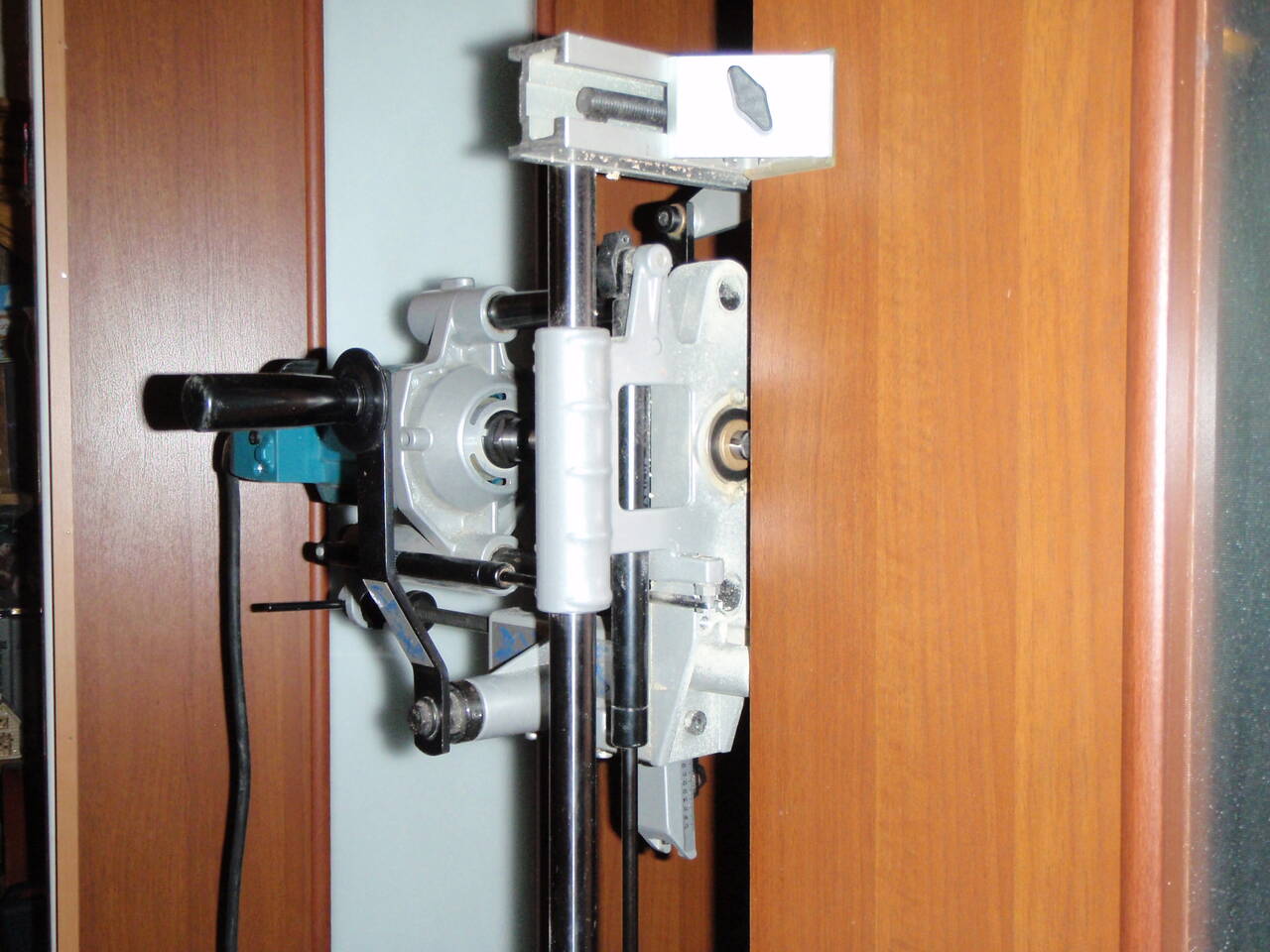 Ремонт межкомнатных дверей.