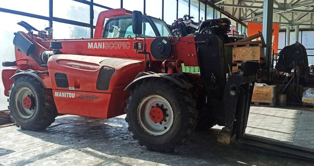 Телескопический погрузчик Manitou MHT 10120 LT в Санкт-Петербурге фото 1 Транспорт Санкт-Петербург