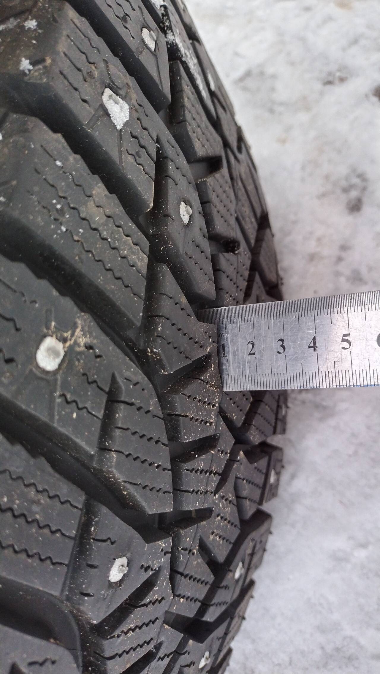 Bridgestone Blizzak Spike-02 SUV 265/70 R16 112T в Санкт-Петербурге фото 6 Транспорт Санкт-Петербург