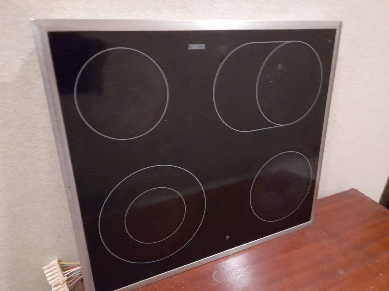 Варочная панель Zanussi ZK 630 LX на запчасти в Москве фото 2 Для дома и дачи Москва Варочная панель Zanussi ZK 630 LX на запчасти в Москве фото 2 Для дома и дачи Москва