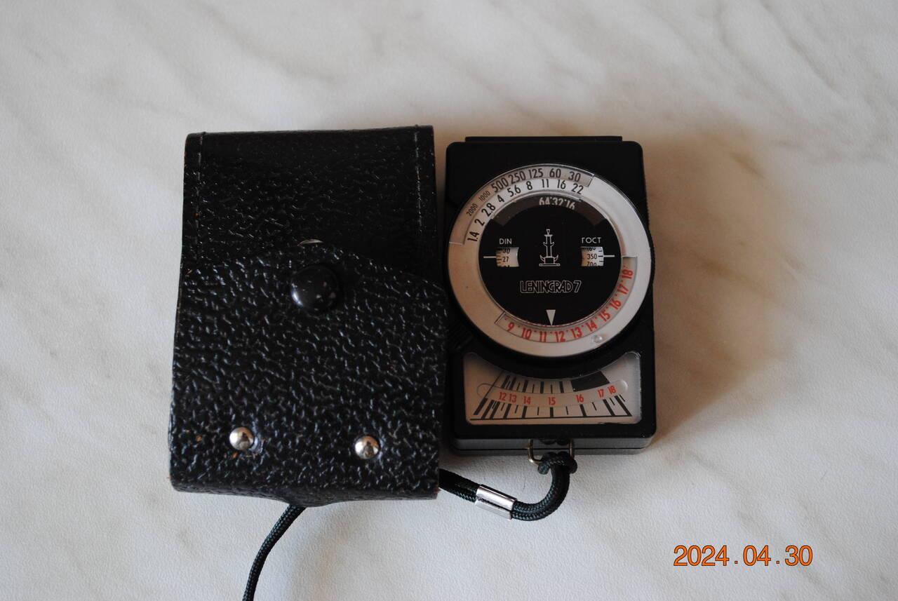 Раритетный фотоэкспонометр Ленинград 7