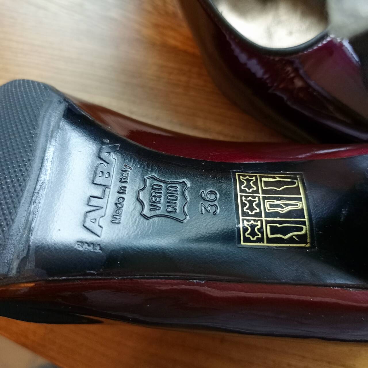 Туфли лодочки р. 36 в Мытищах фото 2 Личные вещи Мытищи Туфли лодочки р. 36 в Мытищах фото 2 Личные вещи Мытищи