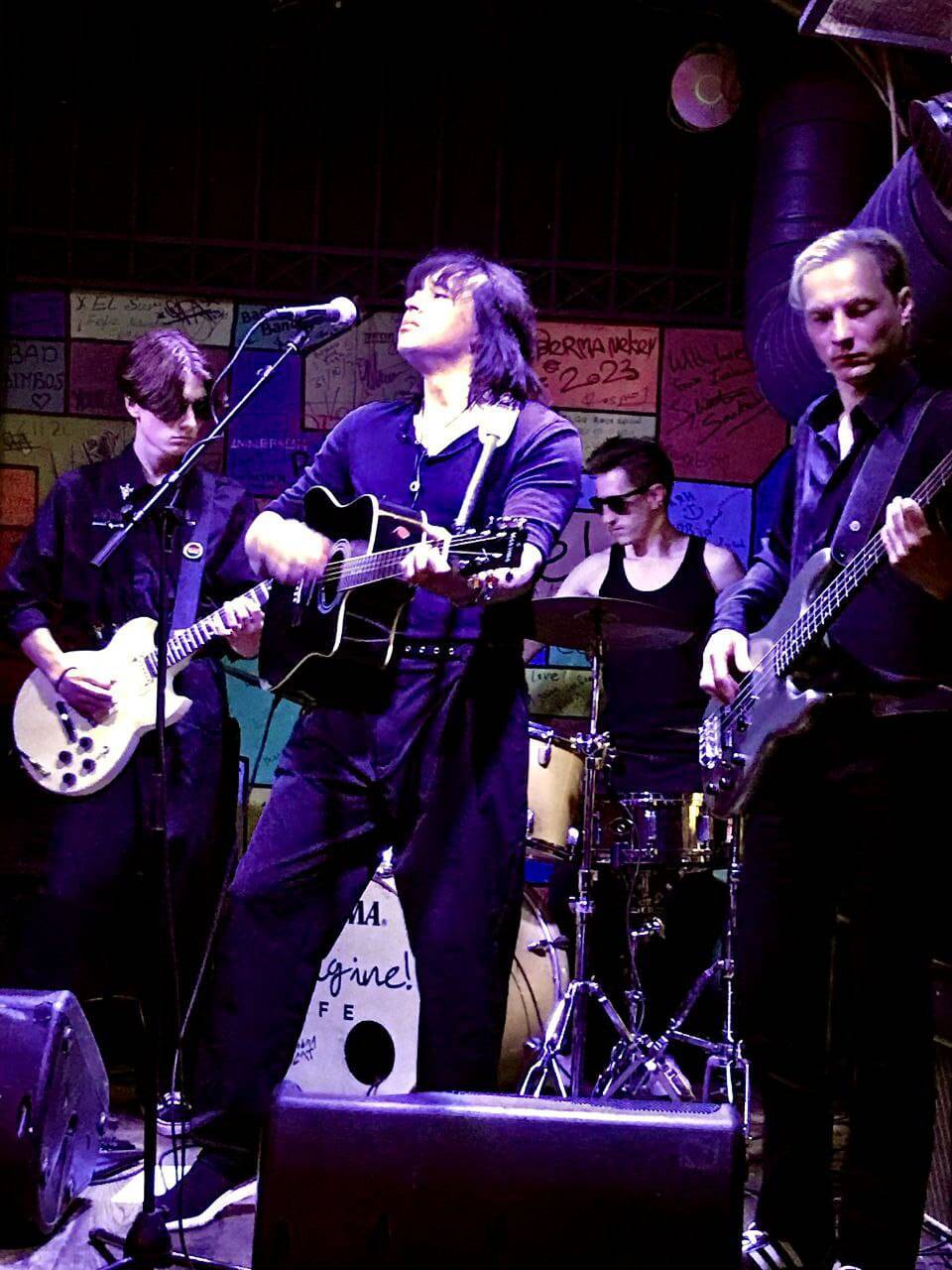 Поёт артист оригинального жанра Мухаммед Фозилов в Москве фото 5 Услуги Москва