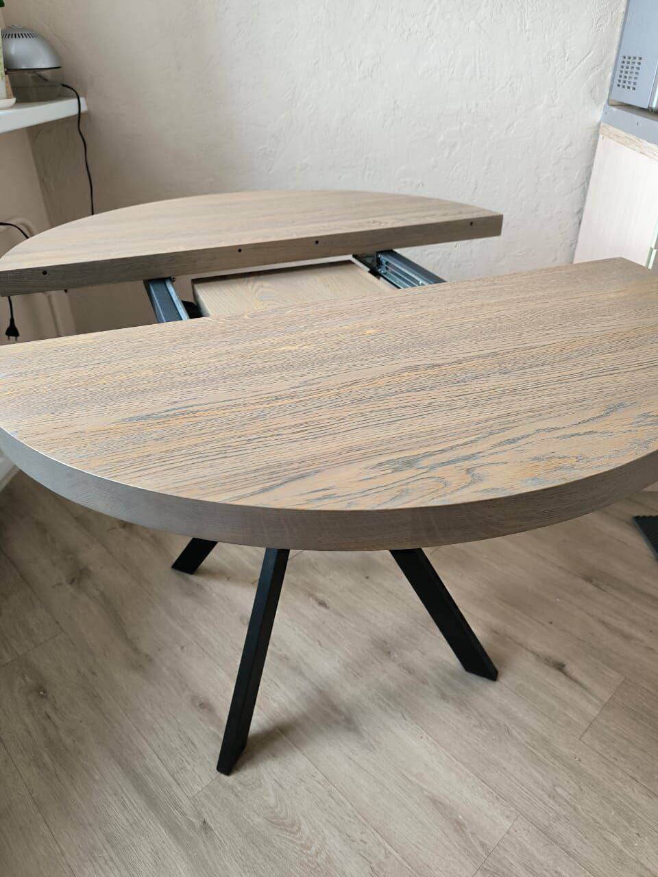 Стол круглый в Санкт-Петербурге фото 3 Для дома и дачи Санкт-Петербург Стол круглый в Санкт-Петербурге фото 3 Для дома и дачи Санкт-Петербург