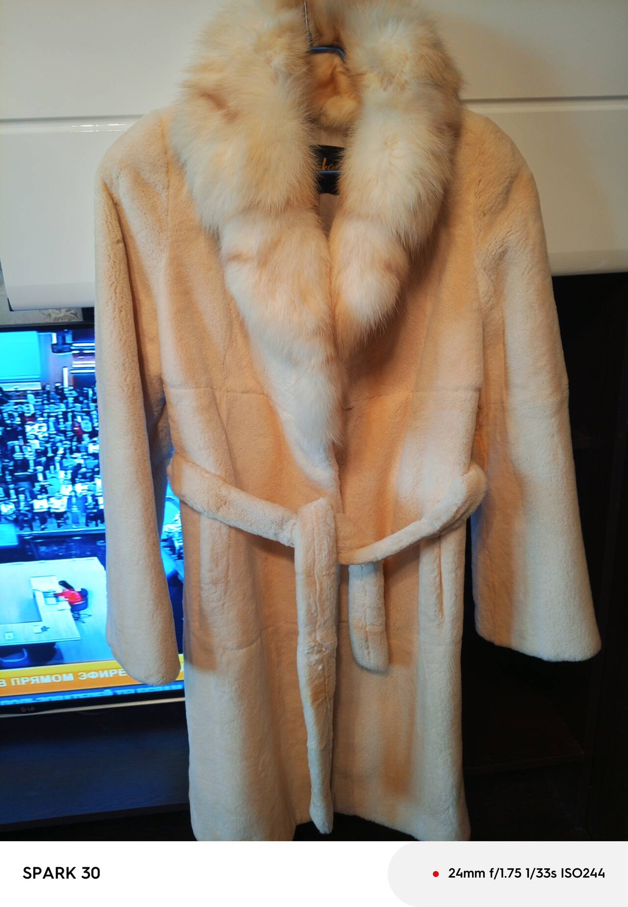 Шуба из натурального меха в Химах фото 4 Личные вещи Химки