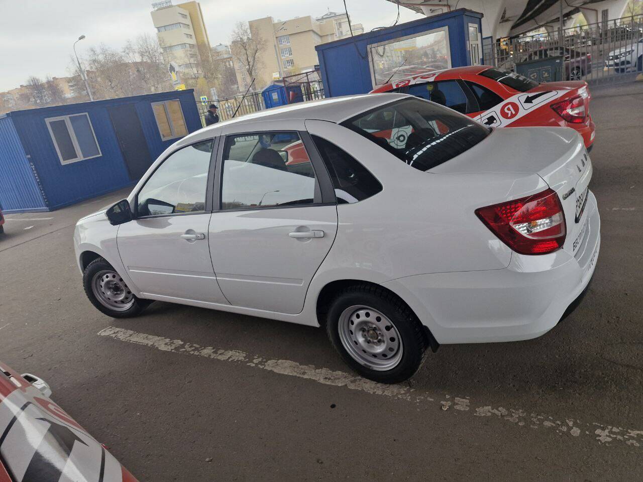 Аренда авто LADA Granta 2024 под доставку в Москве фото 2 Услуги Москва
