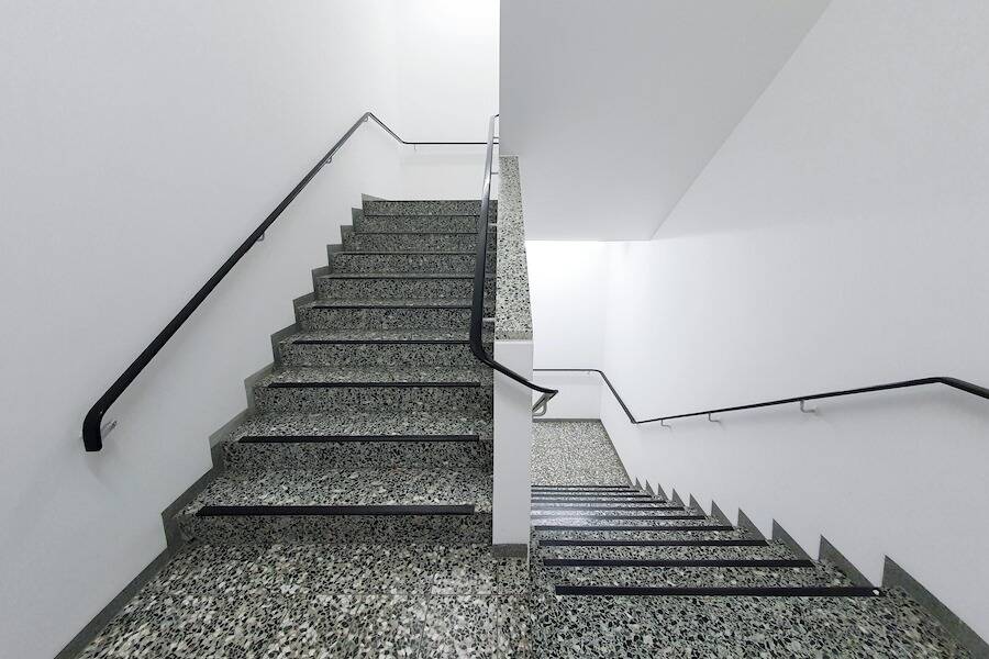 Ремонт перил из нержавеющей стали  в Москве фото 1 Услуги Москва