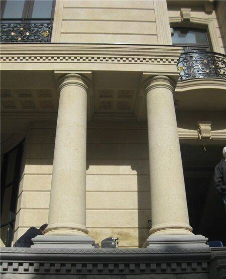 Колонна из армянского фельзита