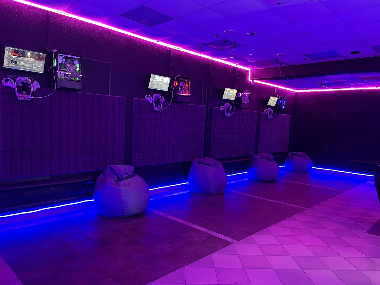 Клуб виртуальной реальности VREALIA в Воронеже фото 4 Личные вещи Воронеж