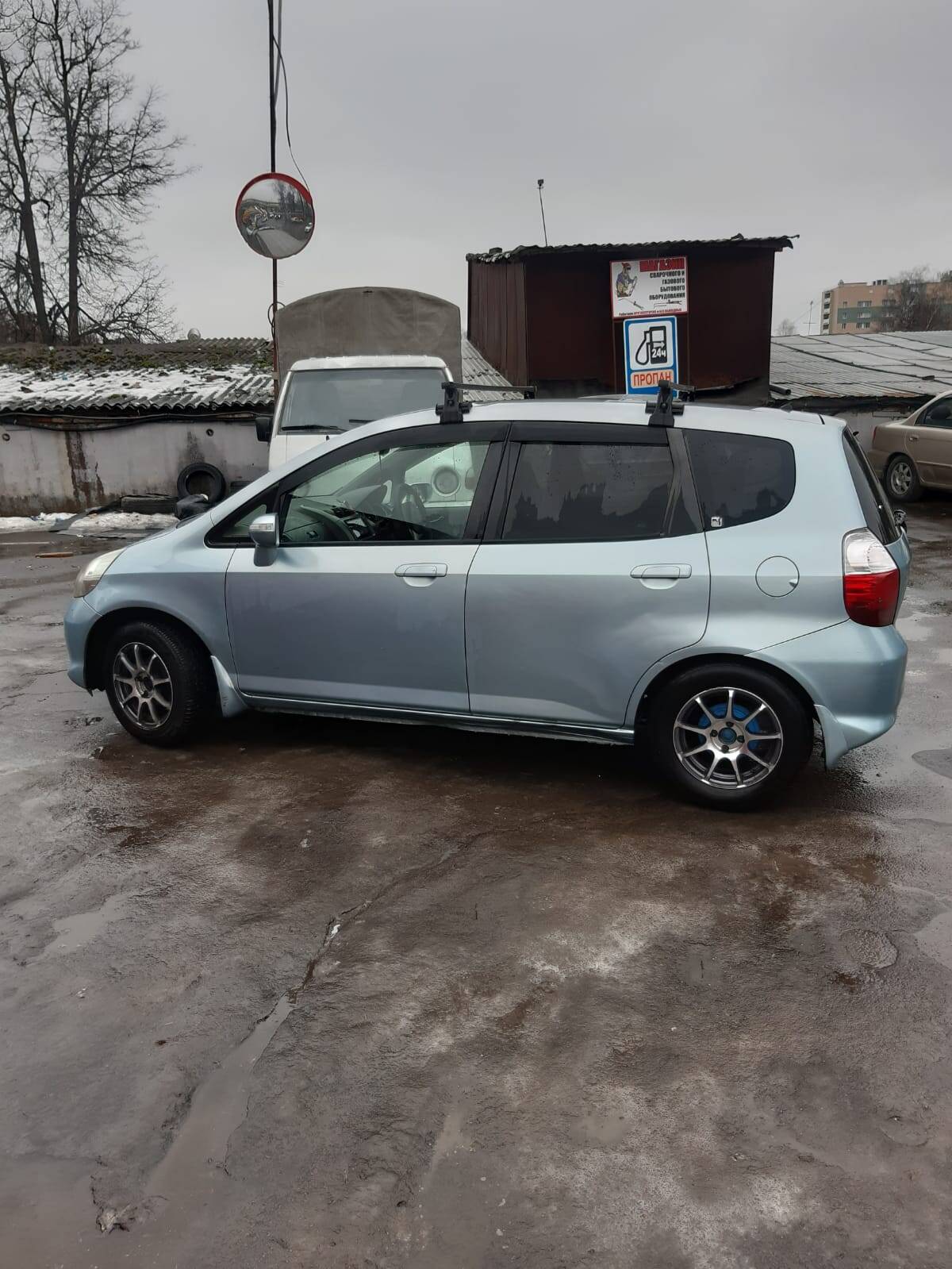 Продам Honda Fit Продам Honda Fit