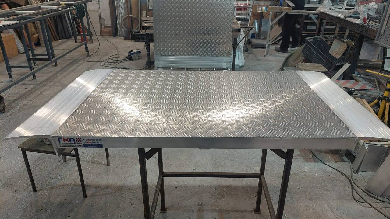 Мост перегрузочный 3000 х 1000 мм   в Москве фото 2 Транспорт Москва