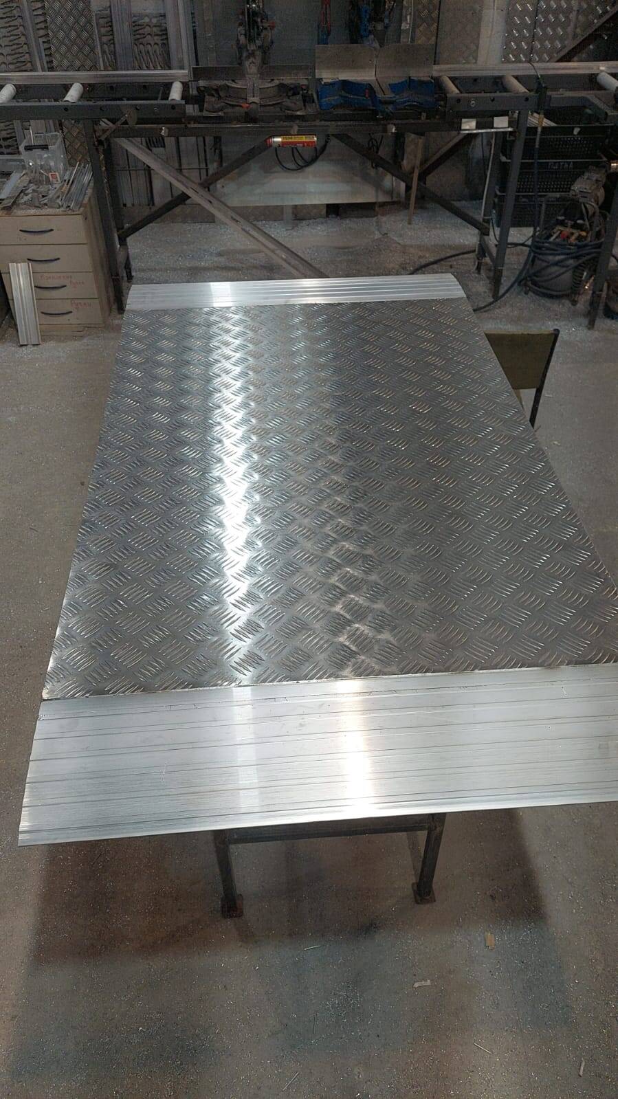 Мост перегрузочный 3000 х 1000 мм   в Москве фото 1 Транспорт Москва