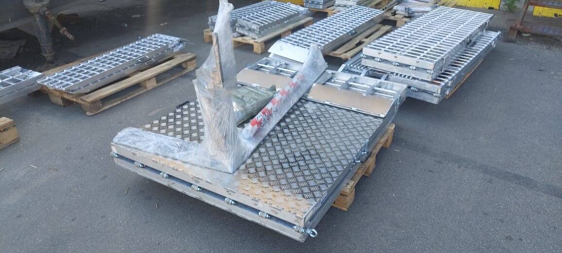 Трап алюминиевый складной для заезда мототехники в газель  в Санкт-Петербурге фото 2 Транспорт Санкт-Петербург