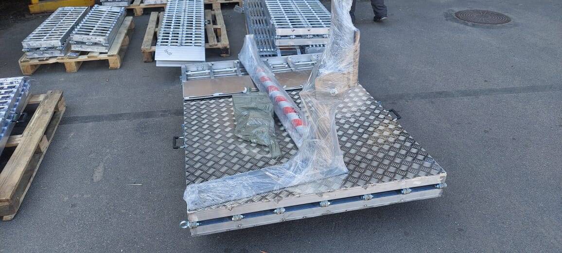 Трап алюминиевый складной для заезда мототехники в газель  в Санкт-Петербурге фото 1 Транспорт Санкт-Петербург