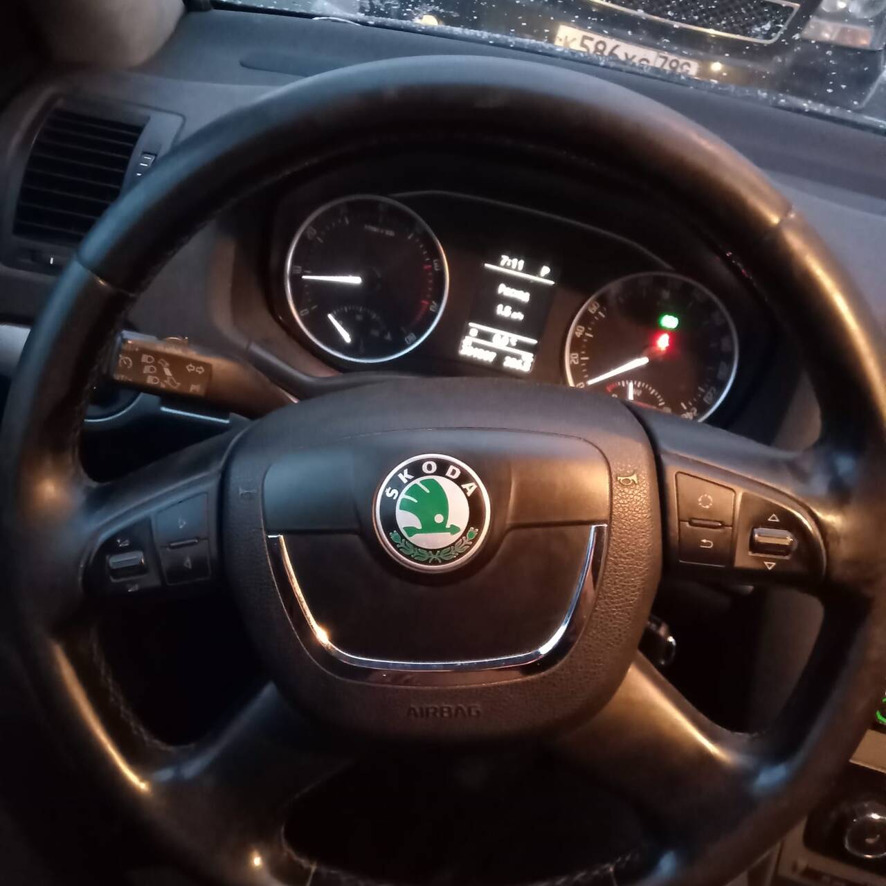 Skoda Octavia, 2011 в Москве фото 6 Транспорт Москва