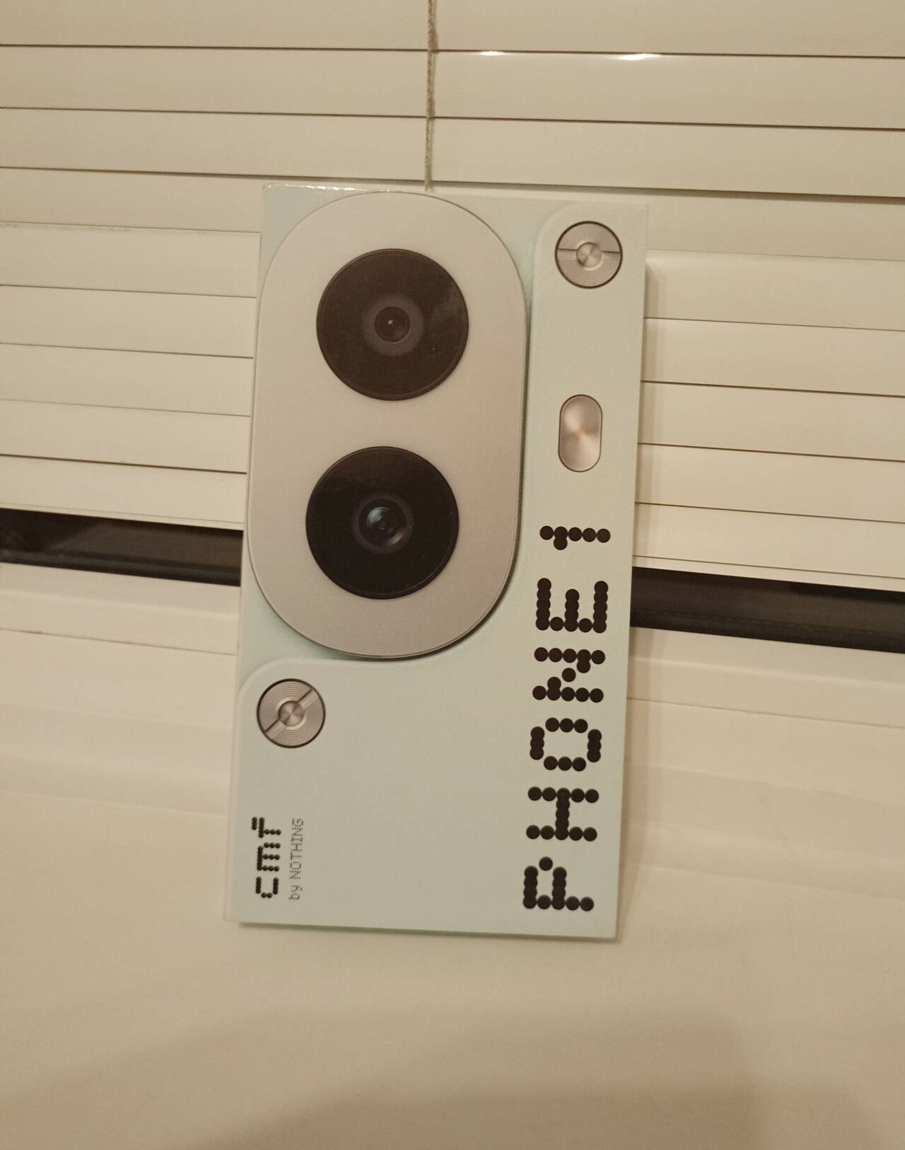 Смартфон CMF Nothing Phone 1 8/256