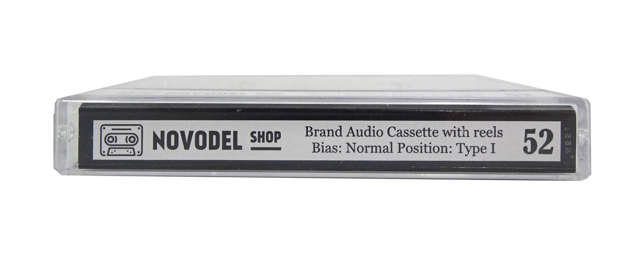 Шикарная аудиокассета "Novodel Shop" c белыми боббинками в Санкт-Петербурге фото 3 Бытовая электроника Санкт-Петербург