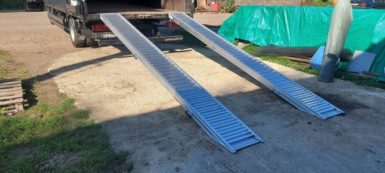 Аппарели для заезда 4400 кг Длина 3500 мм  