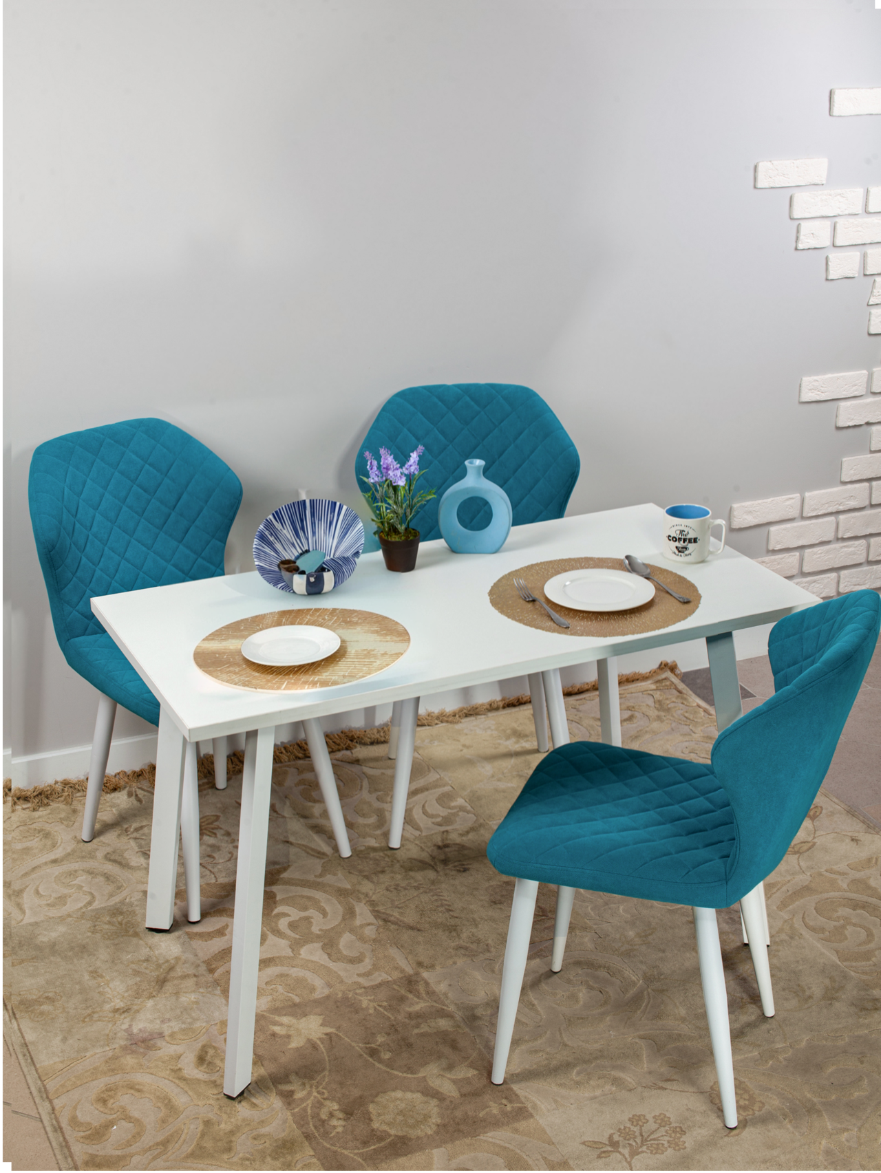 Новый обеденный стол