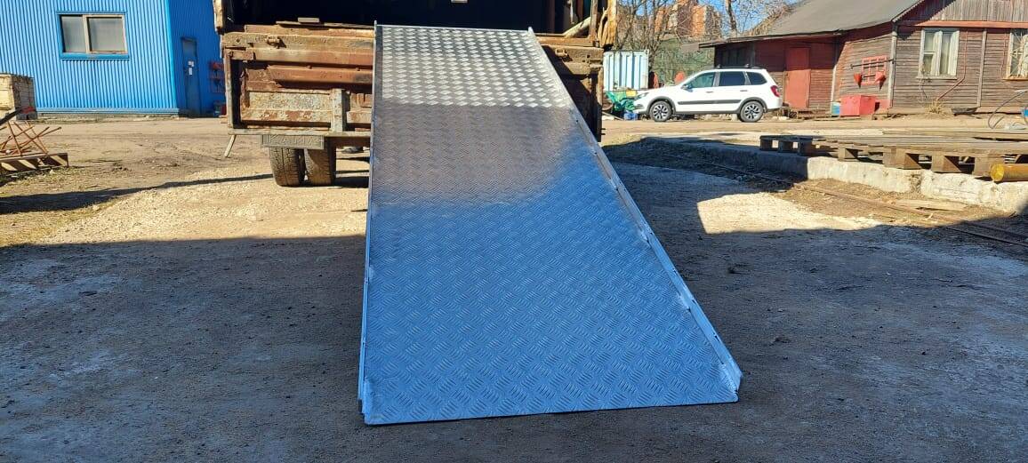 Мост погрузочный алюминиевый от производителя&nbsp;ГКА 5.400.80.4/2КМБ  в Екатеринбурге фото 5 Транспорт Екатеринбург