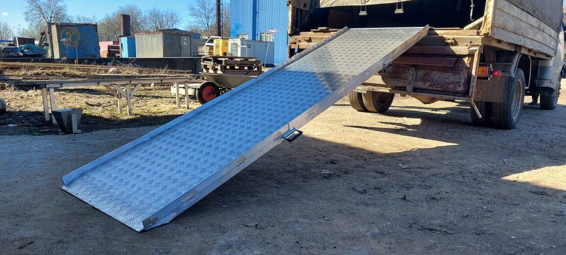 Мост погрузочный алюминиевый от производителя&nbsp;ГКА 5.400.80.4/2КМБ  в Екатеринбурге фото 3 Транспорт Екатеринбург