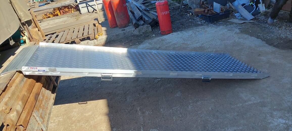 Мост погрузочный алюминиевый от производителя&nbsp;ГКА 5.400.80.4/2КМБ  в Екатеринбурге фото 2 Транспорт Екатеринбург
