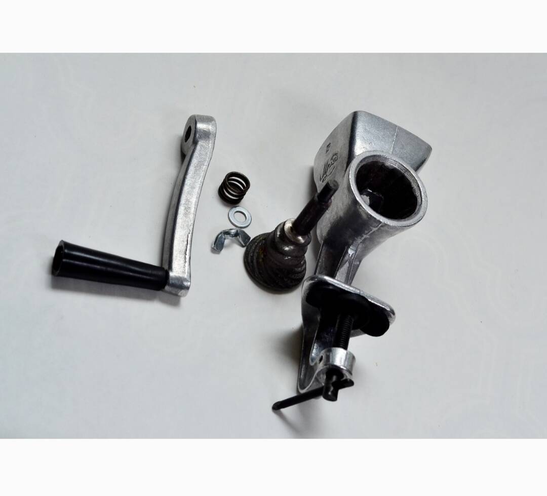 Мельница для муки .Мельничка с каменными жерновами.Мукомолка в Белгороде фото 5 Для дома и дачи Белгород