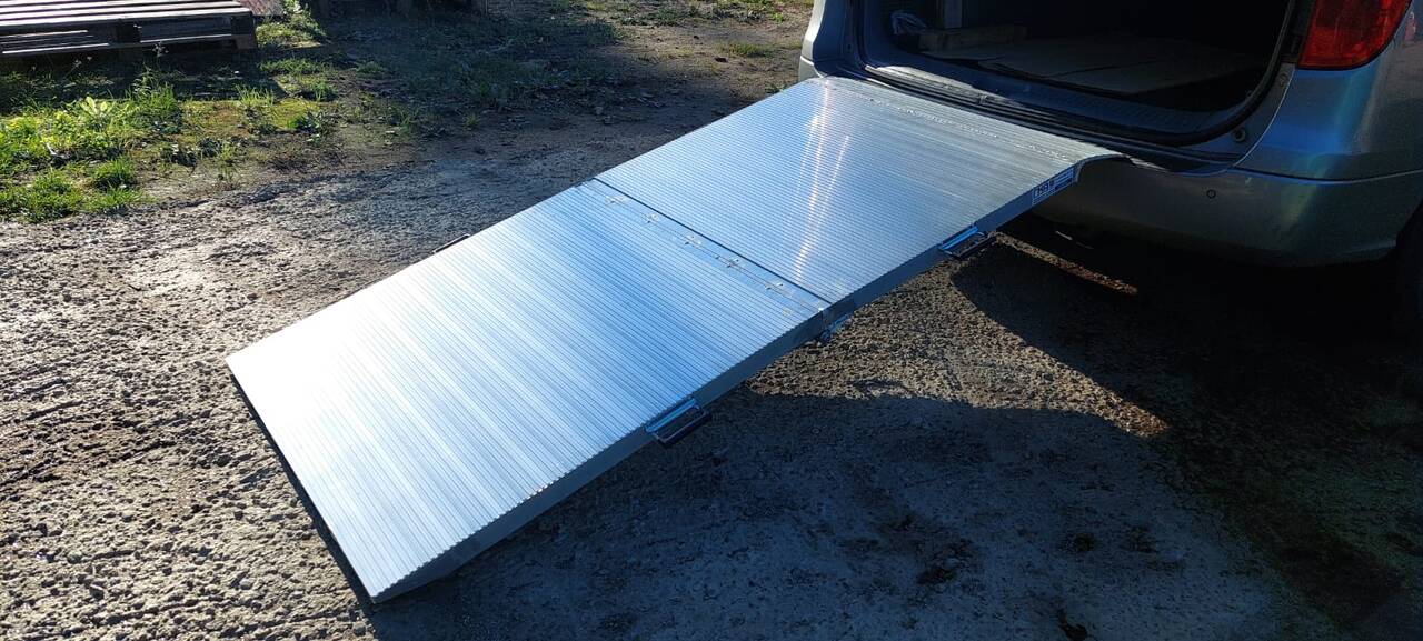 Мост погрузочный складной для склада в Курске фото 5 Транспорт Курск