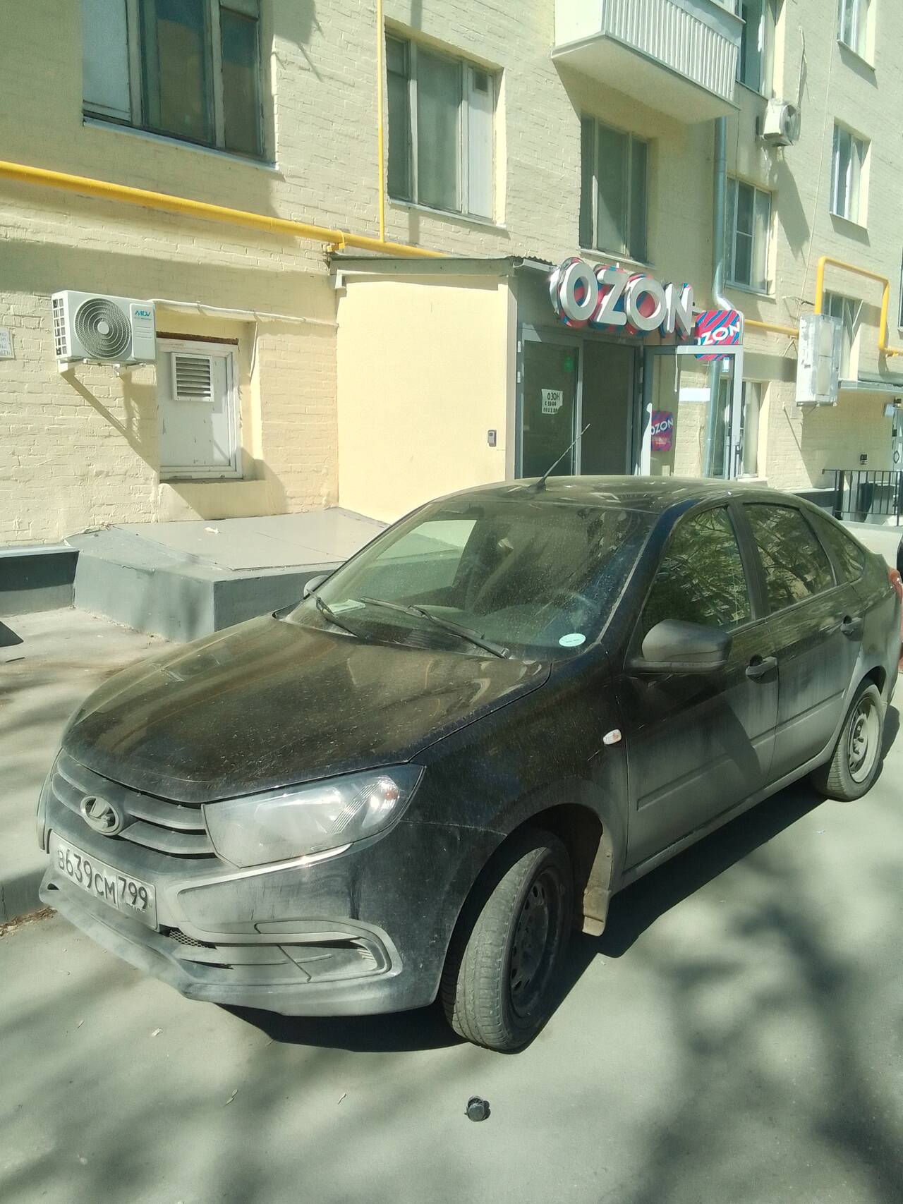 Продается Лада Гранта  в Москве фото 4 Транспорт Москва