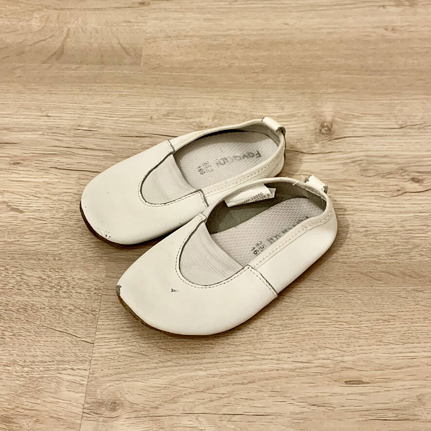 Белые чешки для девочки, размер - 25,5 в Санкт-Петербурге фото 3 Личные вещи Санкт-Петербург