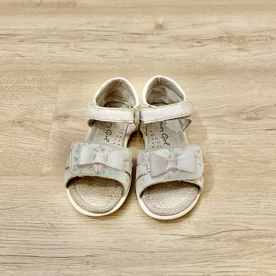 Детские белые сандалии для девочек, 25 размер в Санкт-Петербурге фото 5 Личные вещи Санкт-Петербург