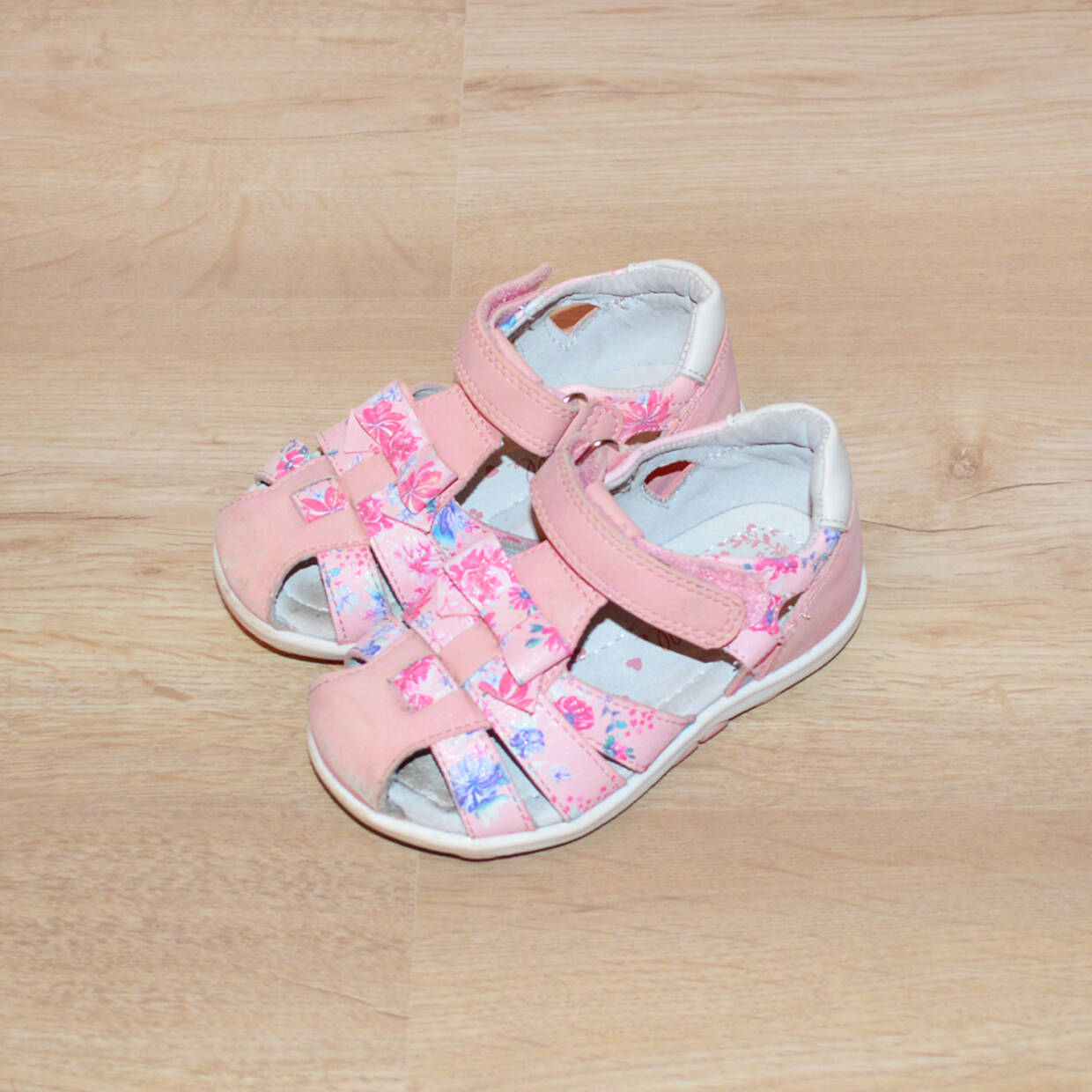 Детские розовые сандалии для девочек, 23 размер в Санкт-Петербурге фото 4 Личные вещи Санкт-Петербург