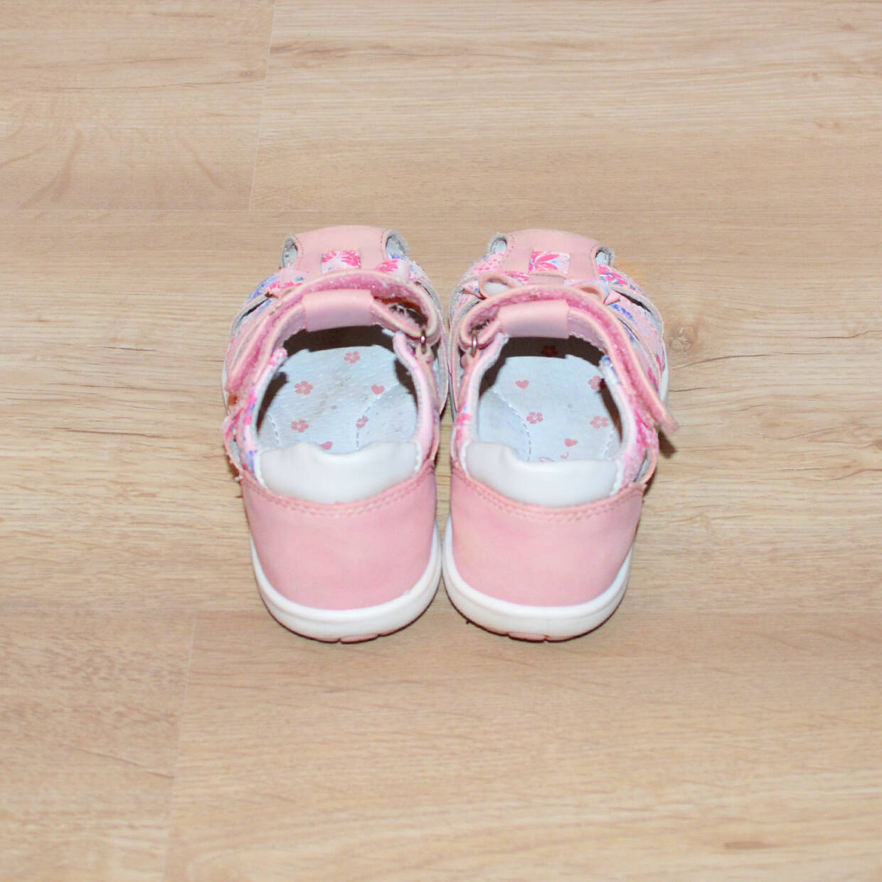 Детские розовые сандалии для девочек, 23 размер в Санкт-Петербурге фото 5 Личные вещи Санкт-Петербург