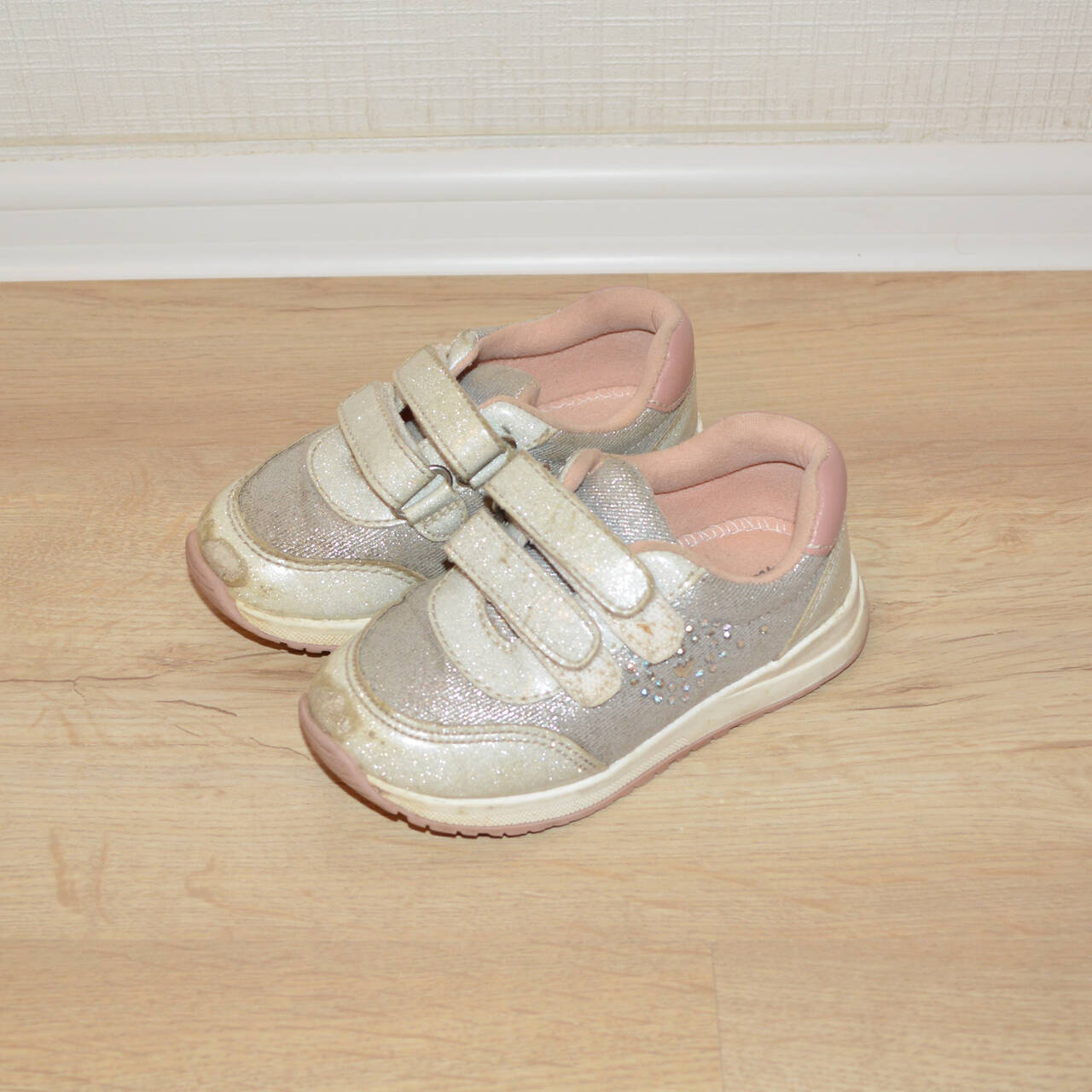 Кроссовки на девочку, 25 размер в Санкт-Петербурге фото 2 Личные вещи Санкт-Петербург