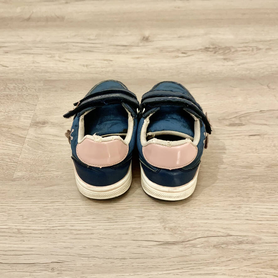 Полуботинки-кроссовки на девочку, размер - 26 в Санкт-Петербурге фото 4 Личные вещи Санкт-Петербург